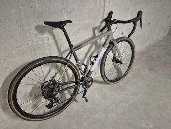 Used Specialized Crux Comp - Shimano GRX 2024 2024 Road & Gravel, Light Gray — image 3 of 12