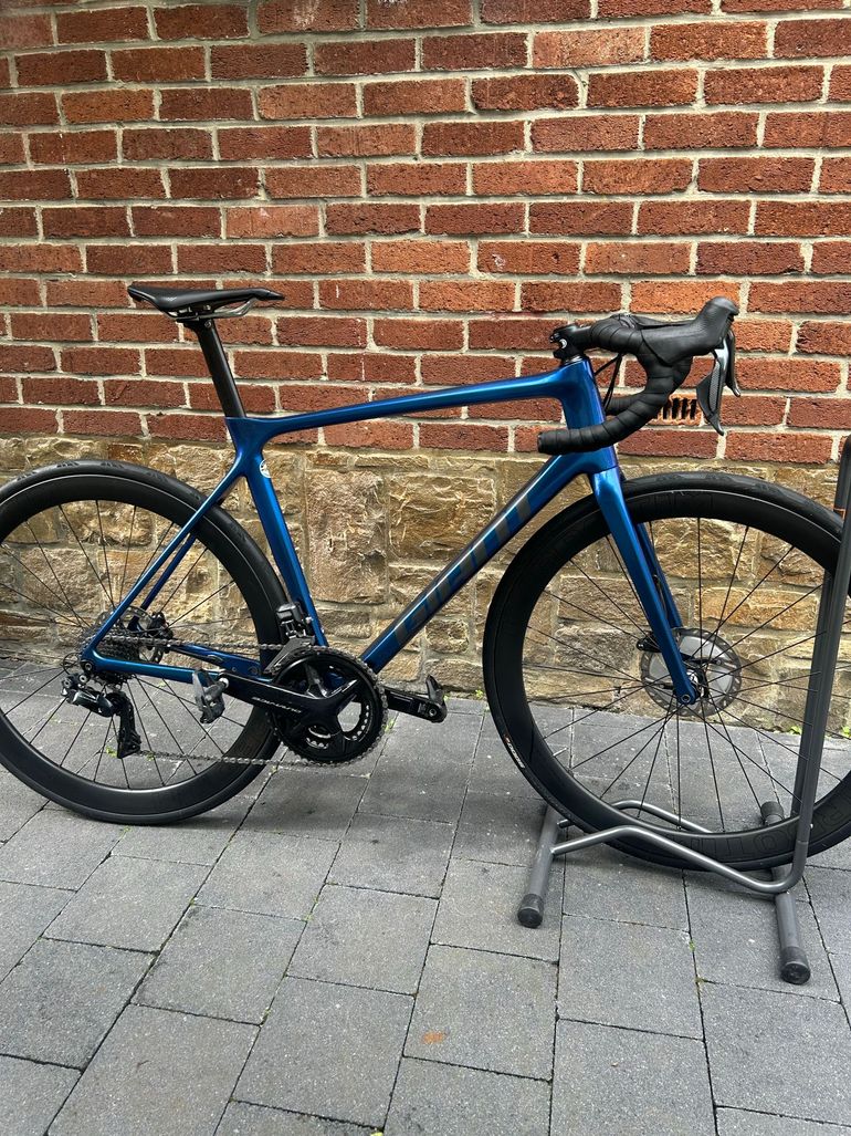 Použité Giant TCR Advanced Pro 0 Disc 2021 2021 Road & Gravel — obrázek 2 z 9