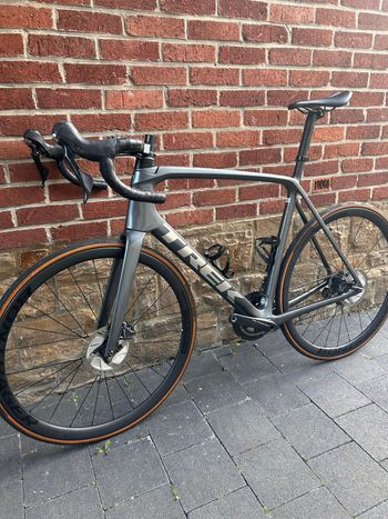 Použité Trek Émonda SL 6 Disc Pro 2021 2021 Road & Gravel — obrázek 3 z 11