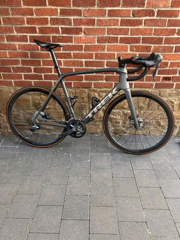 Używany Trek Émonda SL 6 Disc Pro 2021 2021 Road & Gravel