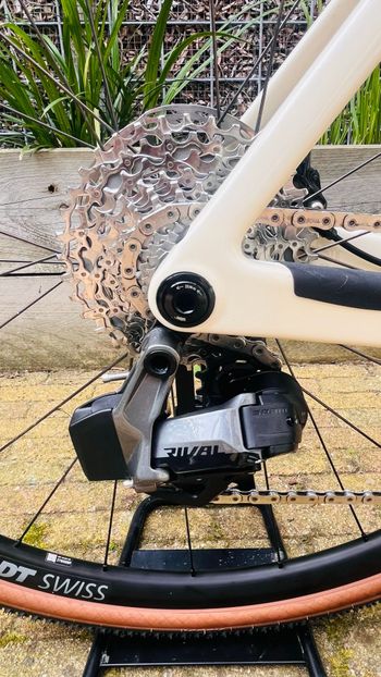 Brugt Canyon Grail CF SL 7 AXS 2025 2025 Road & Gravel — billede 4 af 9