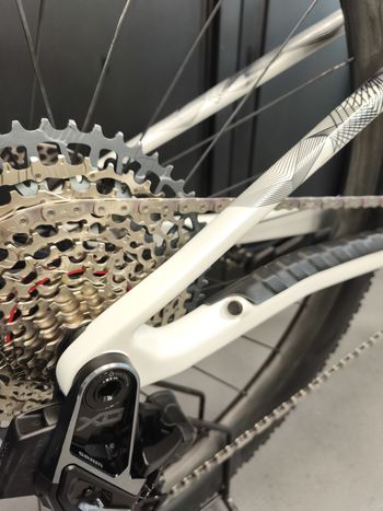 Použité Orbea OIZ M-TEAM AXS 2025 2025 Mountainbike — obrázek 9 z 11