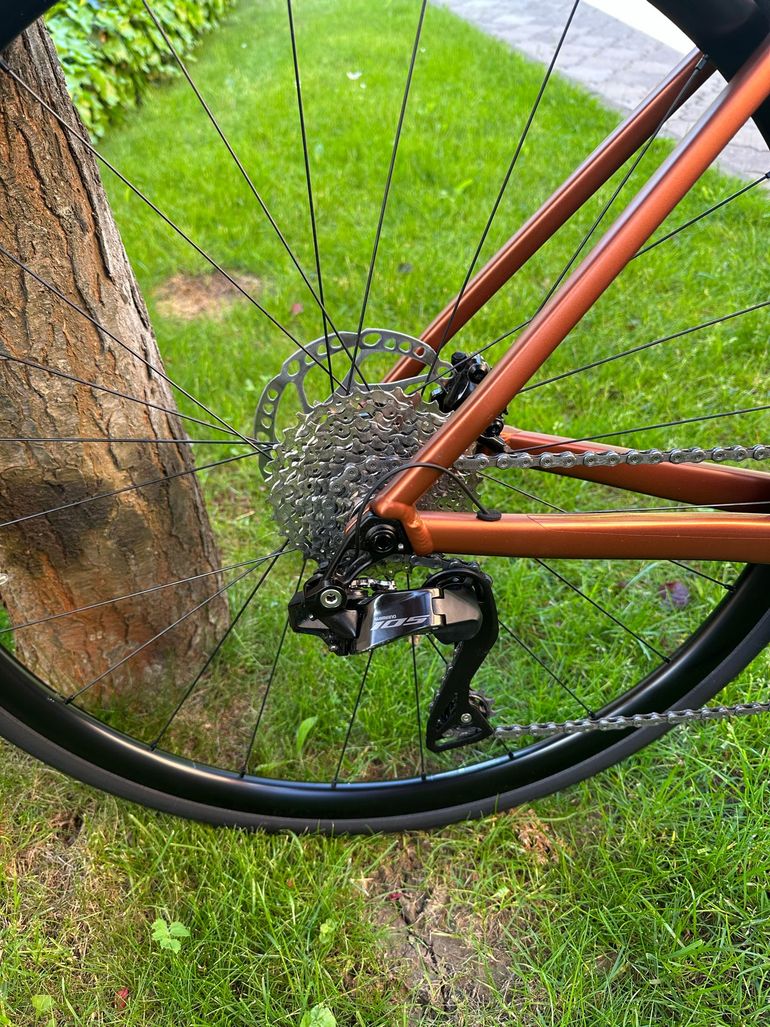Tweedehands Rose Reveal AL 105 Di2 2025 2025 Road & Gravel — afbeelding 2 van 5