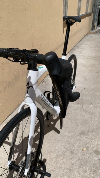 Used Wilier Triestina Garda Shimano 105 Di2 12-sp - Size L 2026 Road & Gravel, White — image 4 of 21