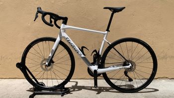 Used Wilier Triestina Garda Shimano 105 Di2 12-sp - Size L 2026 Road & Gravel, White — image 3 of 21