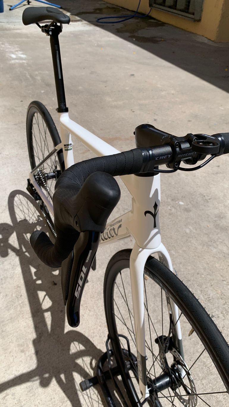 Used Wilier Triestina Garda Shimano 105 Di2 12-sp - Size L 2026 Road & Gravel, White — image 5 of 21