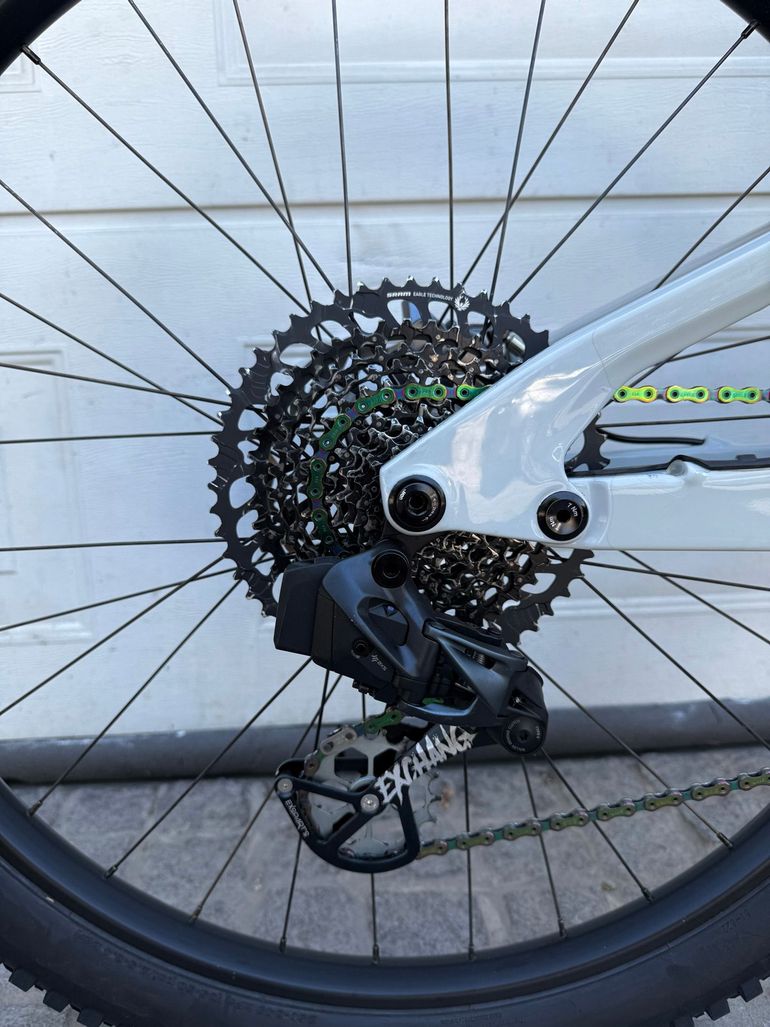 Used Cannondale Habit Carbon LT 1 2025 2025 Mountainbike, Light Gray — image 3 of 15