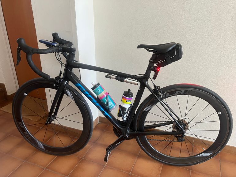 Used Giant TCR, Advanced Pro 1 2021 2021 Road & Gravel, Black — image 2 of 3