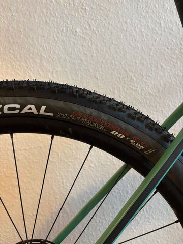 Used Canyon Exceed CF 8 2024 2024 Mountainbike, Green, 29 — image 7 of 13
