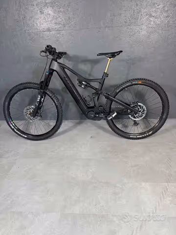 Brugt Whistle B-Rush C8.4 2024 Mountainbike — billede 1 af 10