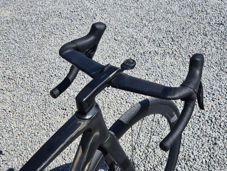 Specialized S-Works Tarmac SL7 SRAM Red ETap AXS 2022 2022 Road & Gravel d'occasion — image 5 sur 6
