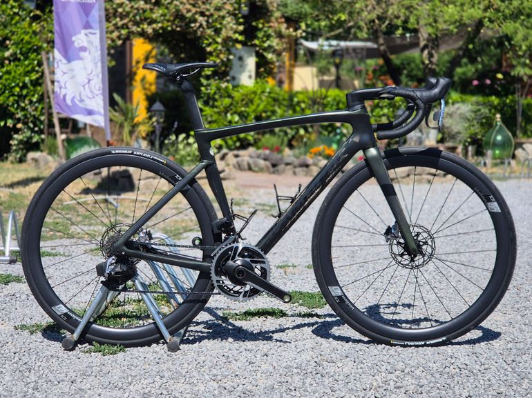Specialized S-Works Tarmac SL7 SRAM Red ETap AXS 2022 2022 Road & Gravel d'occasion — image 1 sur 6