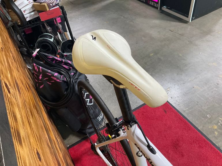 Used Cervélo R2 105 2015 2015 Road & Gravel, White — image 6 of 11