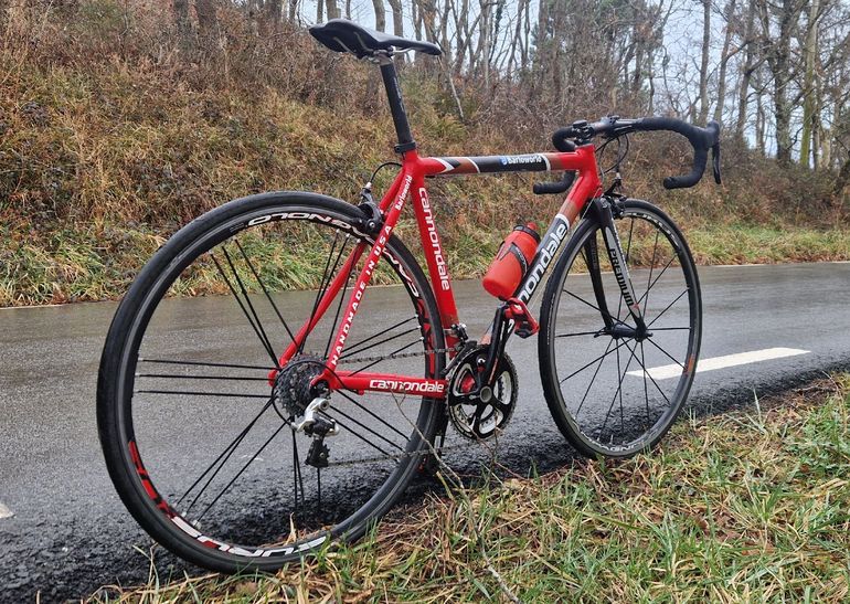 Gebrauchtes Cannondale Custom Campagnolo Record 2006 Road & Gravel, Rot — Bild 13 von 13