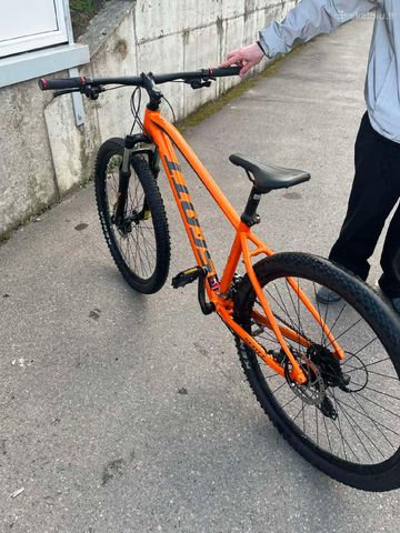 Used Scott Aspect 770 2023 2023 Mountainbike, Orange, 27.5 — image 6 of 6