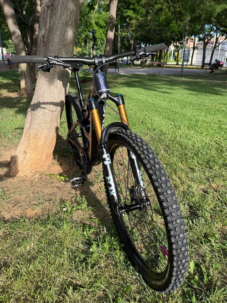 Used Orbea Rise LT M10 2025 2025 Mountainbike, Purple, 29 — image 9 of 10