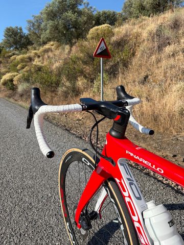 Używany Pinarello Dogma Shimano Ultegra Di2 (12 Speed) 2020 Road & Gravel — zdjęcie 2 z 3