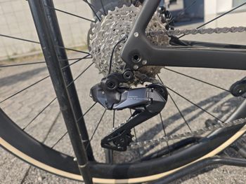 Used Trek Domane+ SLR 7 2024 2024 Road & Gravel, Black — image 4 of 6