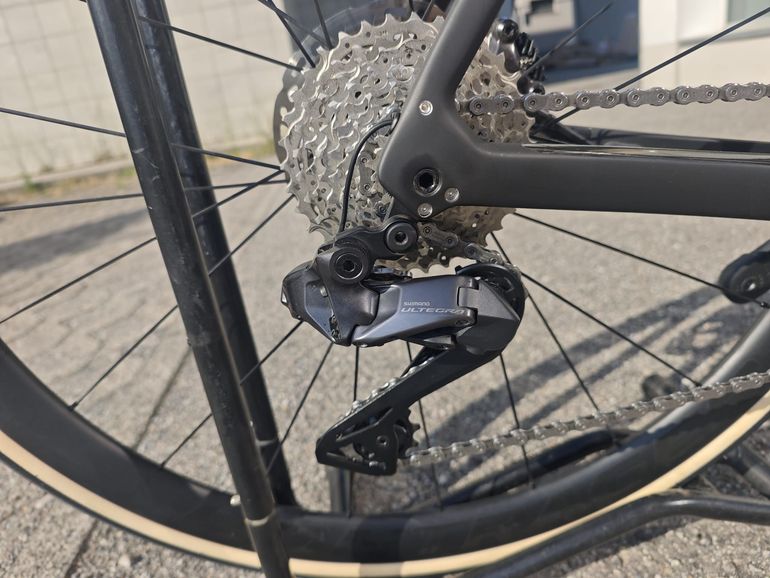 Used Trek Domane+ SLR 7 2024 2024 Road & Gravel, Black — image 4 of 6