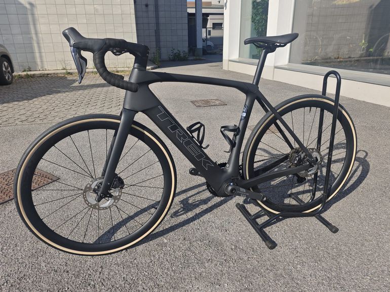 Used Trek Domane+ SLR 7 2024 2024 Road & Gravel, Black — image 6 of 6