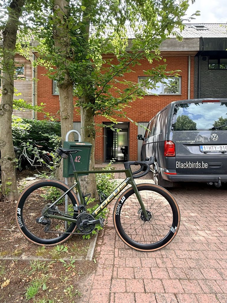 Used Focus Izalco SRAM Red eTap AXS 2023 Road & Gravel, Green — image 10 of 10