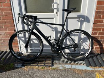 Brugt Canyon Ultimate CF SLX 8.0 Di2 2020 2020 Road & Gravel — billede 2 af 10