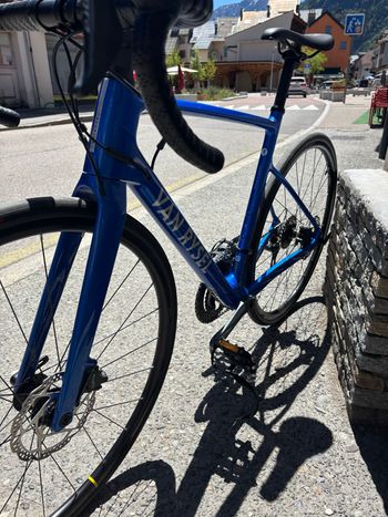 Used Van rysel Endurance Rennrad NCR CF Shimano Tiagra blau 2026 2026 Road & Gravel, Blue — image 6 of 11
