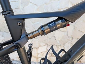 Used Orbea OIZ M10 2024 2024 Mountainbike, Black, 29 — image 7 of 11