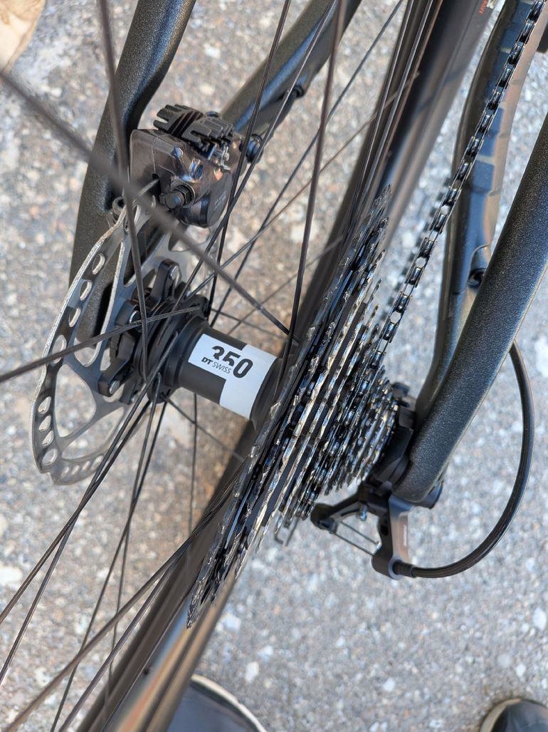 Used Orbea OIZ M10 2024 2024 Mountainbike, Black, 29 — image 9 of 11