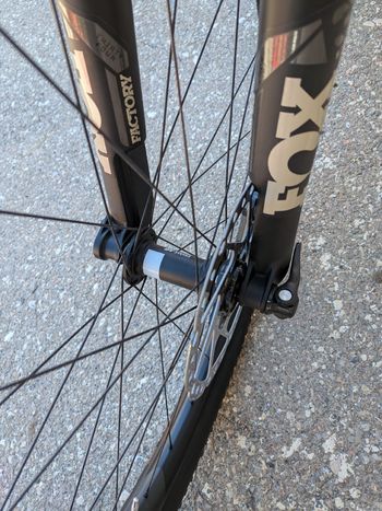 Used Orbea OIZ M10 2024 2024 Mountainbike, Black, 29 — image 6 of 11