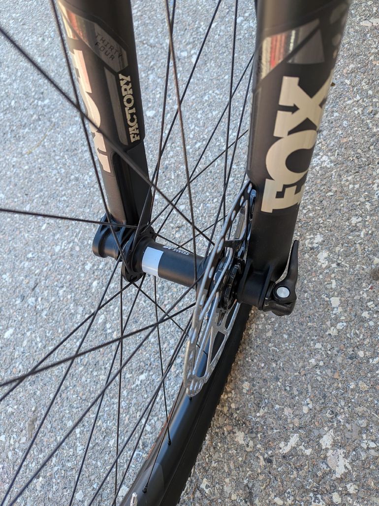 Used Orbea OIZ M10 2024 2024 Mountainbike, Black, 29 — image 6 of 11
