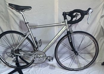 Used Airborne Race Road Bike Shimano Bontrager Wheels 2002 Road & Gravel
