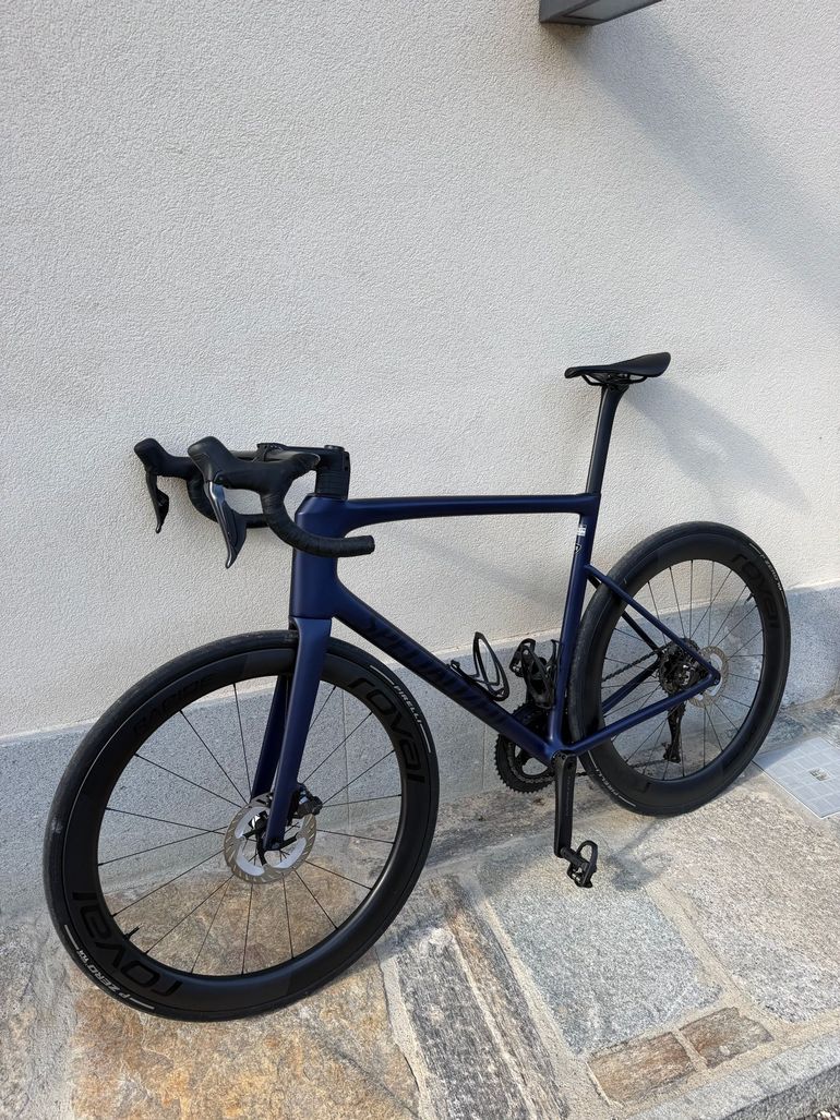 Used Specialized Tarmac Shimano Ultegra Di2 2024 Road & Gravel, Blue — image 4 of 9