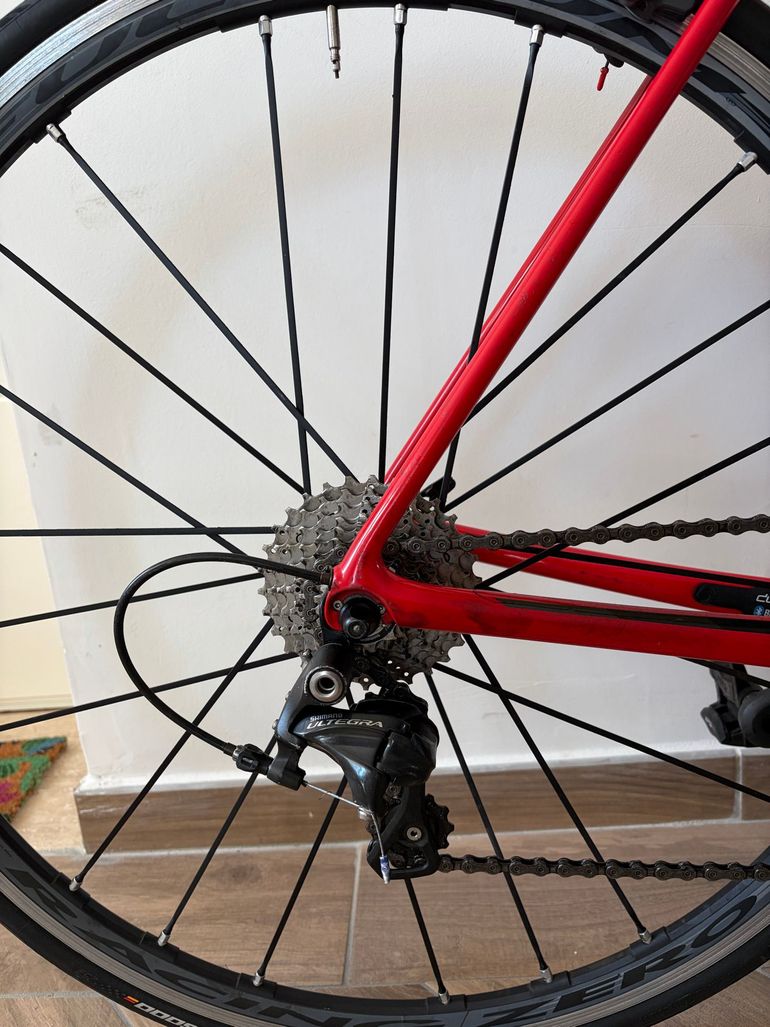 Used Trek Émonda SL 6 2018 2018 Road & Gravel, Red — image 7 of 14