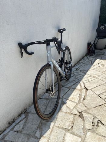 CUBE LITENING AIR C:68X, PRO 2025 2025 Road & Gravel usato, Grigio chiaro — immagine 4 di 7