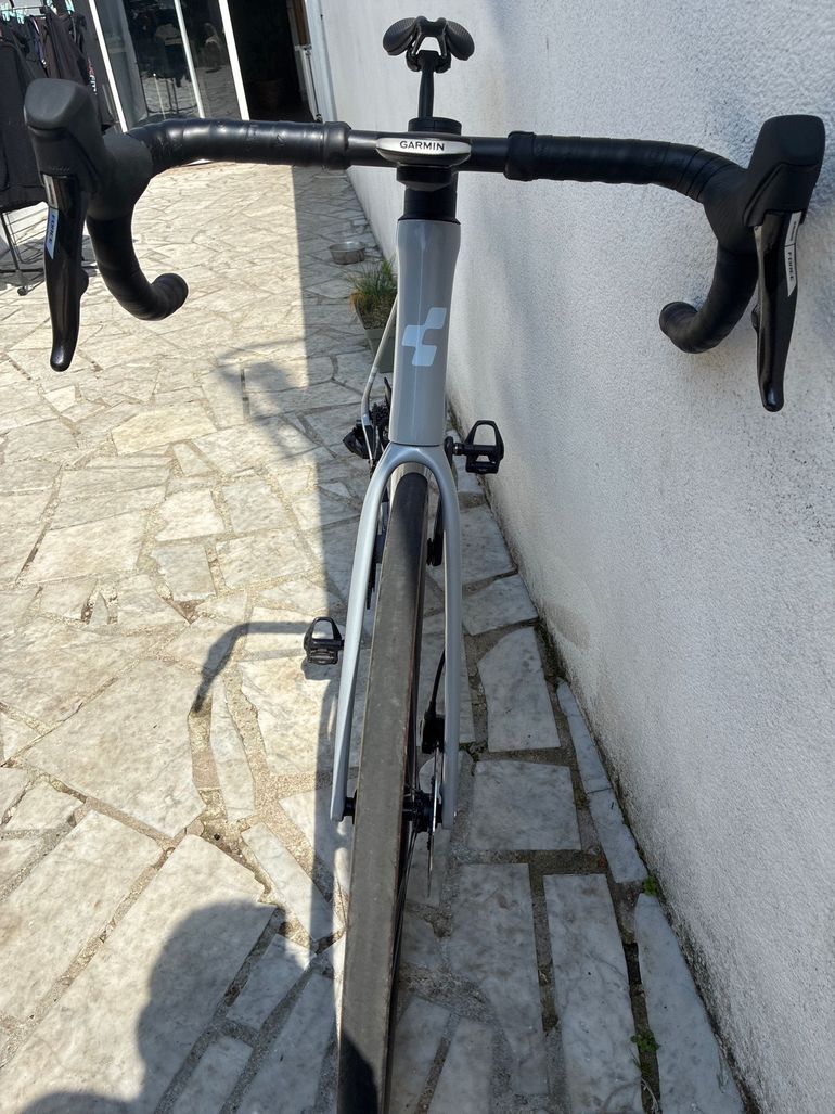 CUBE LITENING AIR C:68X, PRO 2025 2025 Road & Gravel usato, Grigio chiaro — immagine 7 di 7