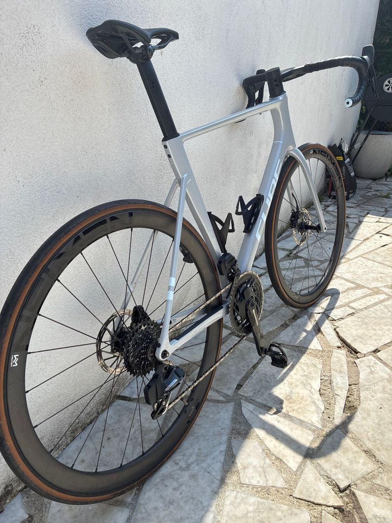 CUBE LITENING AIR C:68X, PRO 2025 2025 Road & Gravel usato, Grigio chiaro — immagine 5 di 7