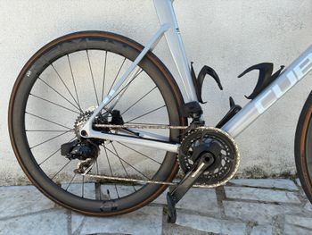 CUBE LITENING AIR C:68X, PRO 2025 2025 Road & Gravel usato, Grigio chiaro — immagine 3 di 7