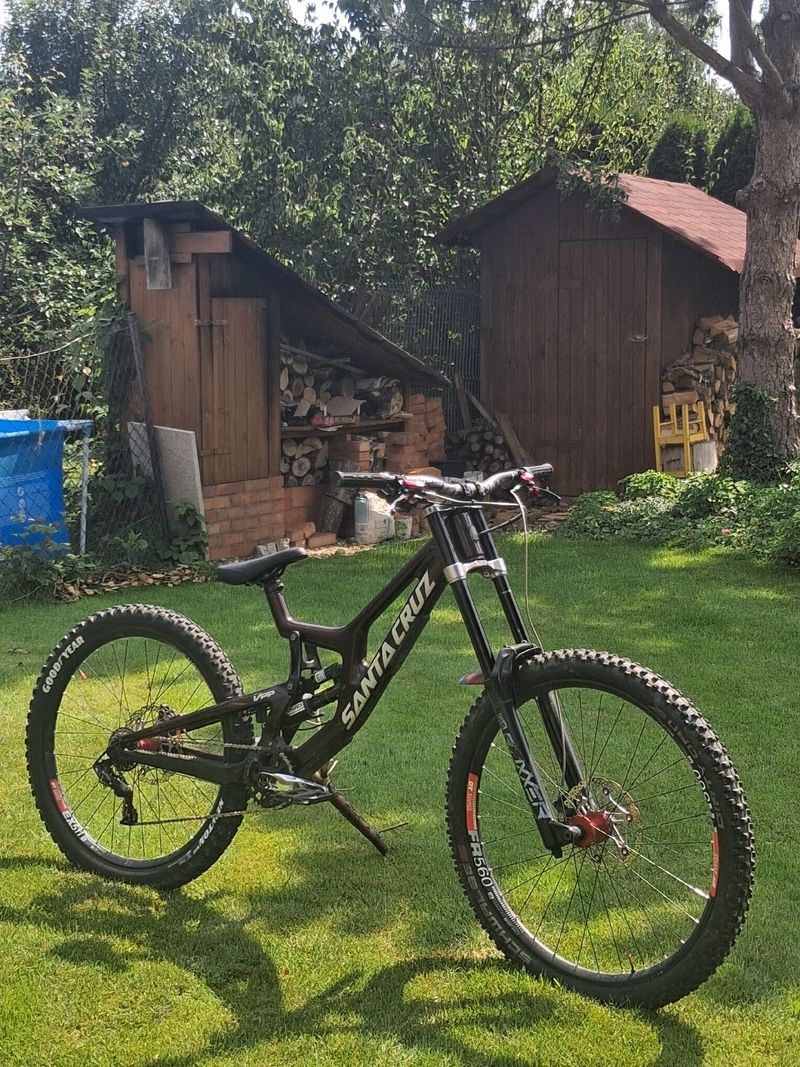Used Santa Cruz V10 S MX / Carbon CC 2023 2023 MTB