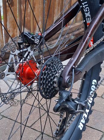 Gebrauchtes Santa Cruz V10 S MX / Carbon CC 2023 2023 Mountainbike, Rot, 29, 27.5 — Bild 8 von 9