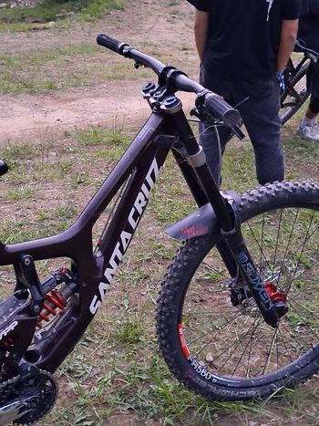 Gebrauchtes Santa Cruz V10 S MX / Carbon CC 2023 2023 Mountainbike, Rot, 29, 27.5 — Bild 4 von 9