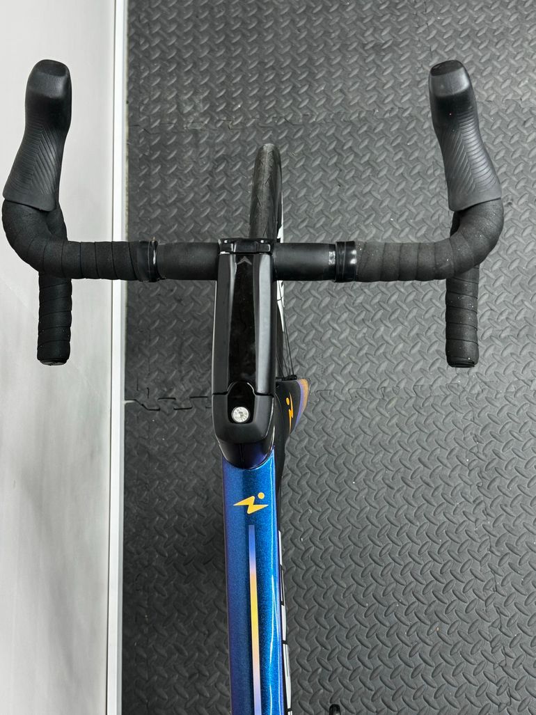Used Felt AR Advanced Ultegra Di2 2025 2025 Road & Gravel, Blue — image 8 of 15