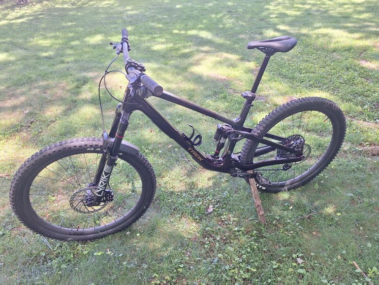 Used Trek Fuel EX 9.9 X0 AXS Gen 7 2026 2026 Mountainbike, Red — image 6 of 8
