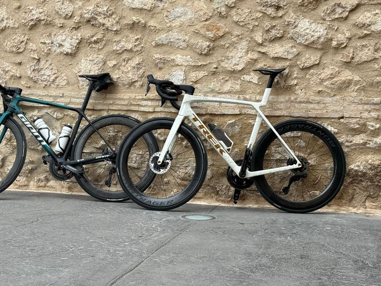Used Trek Madone SLR 7 Gen 8 2025 2025 Road & Gravel, White — image 4 of 4