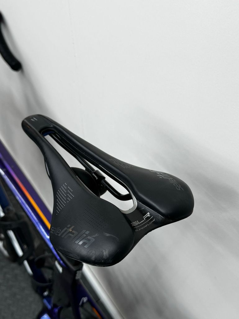 Used Felt AR Advanced Ultegra Di2 2025 2025 Road & Gravel, Purple — image 9 of 15