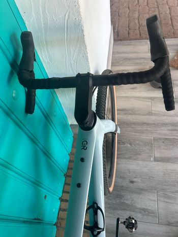 Used Scott Addict Gravel 20 2025 2025 Road & Gravel, Light Gray — image 7 of 7