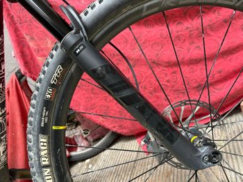 Used Mondraker F-PODIUM RS 2024 2024 Mountainbike, Black, 29 — image 4 of 8