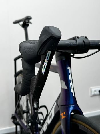 Used Felt AR Advanced Ultegra Di2 2025 2025 Road & Gravel, Purple — image 14 of 18