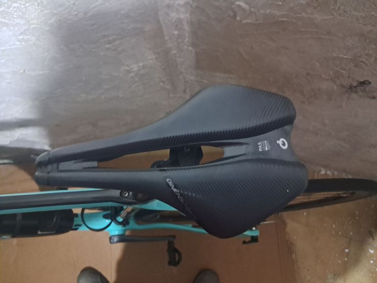 Tweedehands Bianchi Oltre XR3 Disc Ultegra 2020 2020 Road & Gravel — afbeelding 3 van 8