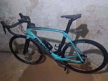 Tweedehands Bianchi Oltre XR3 Disc Ultegra 2020 2020 Racefiets & gravel